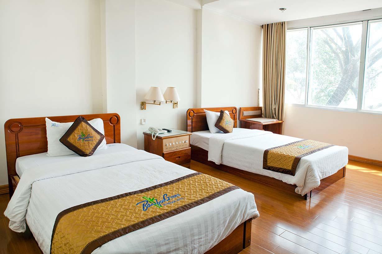Bamboo Green Riverside Hotel Дананг Экстерьер фото