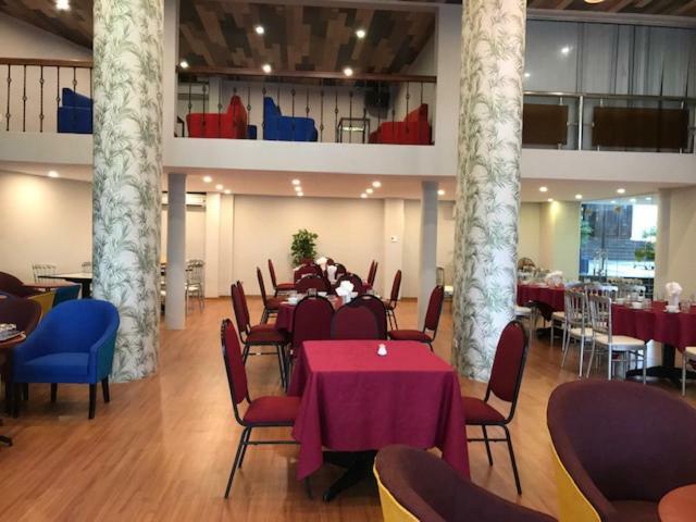 Bamboo Green Riverside Hotel Дананг Экстерьер фото
